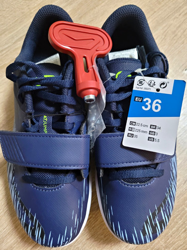 Neu kalenji spikes - ❤️,