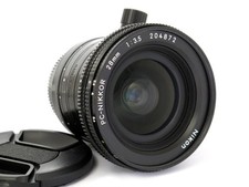 Nikon PC-Nikkor 28mm 3.5 Shift Objektiv Vollformat Gewährleistung 1 Jahr