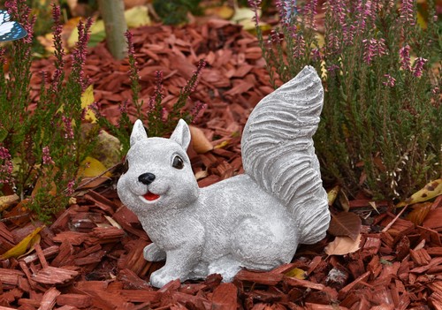 Steinfigur eichhörnchen - steinfigur,