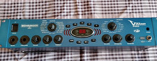 Behringer Verstärker V-amp