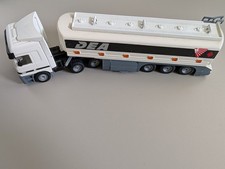 Siku 1857 - Tanklastzug DEA - Mercedes Actros - Made in W.-Germany