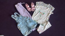 Kleidungspaket Mädchen 110-116 kurze Latzhose, T-Shirt, Hose, Sommerschuhe