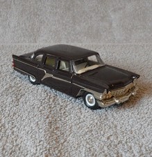 1:43 GAZ-13 Tschaika made in