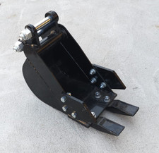 Baggerschaufel 200 Löffel mit Zähnen Minibagger Microbagger Schnellwechsler