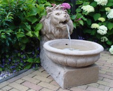 Ubbink AcquaArte Basel Löwenkopf Gartenbrunnen Set Sandstein-Optik Springbrunnen