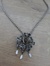 Kette / Anhänger / Brosche - Trachtenschmuck - 835 Silber - facettierter Granat