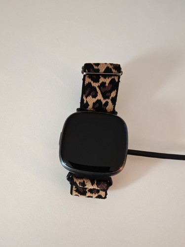 Fitbit versa - fitbit,