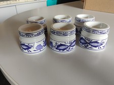 **  6 Schöne EMSA  Eierbecher mit Zwiebelmuster aus  Kunststoff im Set TOP **