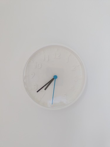 Klassische wanduhr weiß mit - wanduhr,