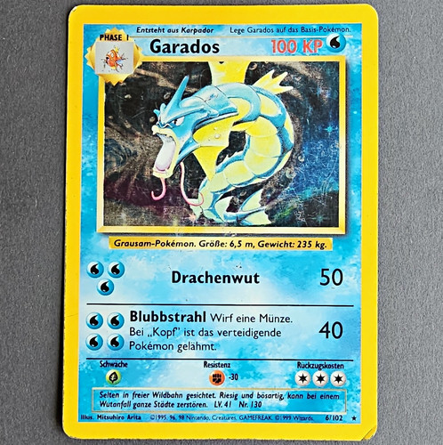 Garados 102 base set - garados,