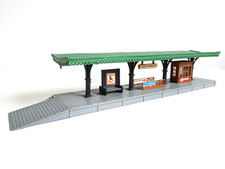 H0 - Bahnsteig Kiosk Treppe Bank  Dach - Gebäude Häuser Haus ---- CM 238