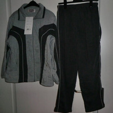 neuer warmer Jogging-Anzug