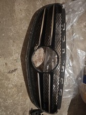 Mercedes Benz W212 S212 Grill A2128850523