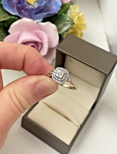 WUNDERSCHÖNER MASSIVER 9 KT