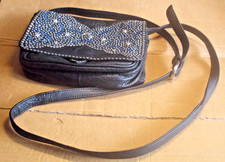 Nieten + Glitzersteine 