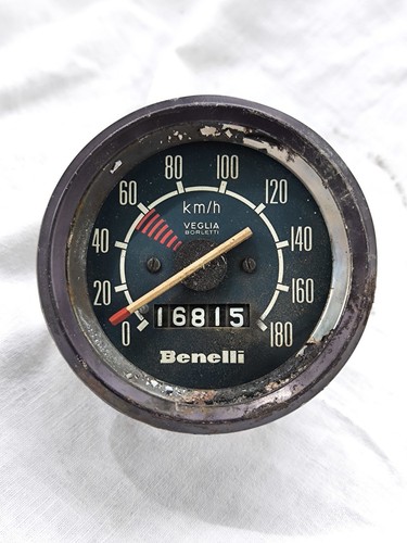Benelli 125 250 tacho - 250, 180