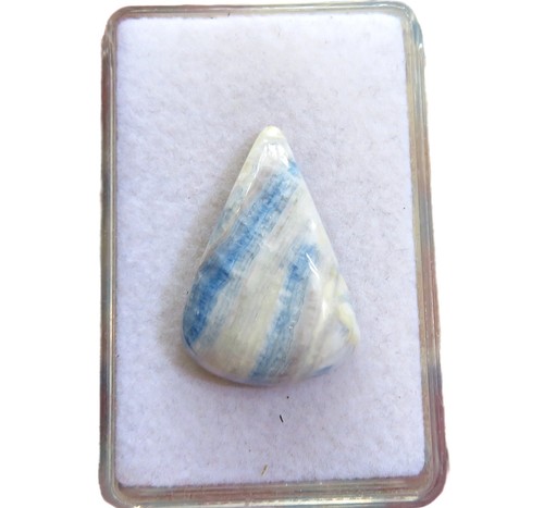 Scheelit cabochon 9x18 mm - cabochon,