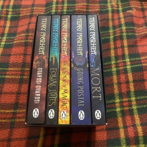 Terry pratchett enter - enter, the