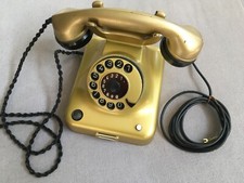 Antikes Telefon mit Wählscheibe Typ W48 Original Drehscheibentelefon goldfarbig