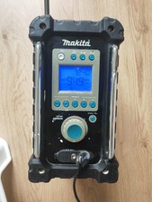 MAKITA Baustellenradio DMR 100 mit Netzteil 