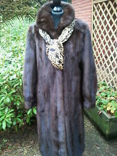 NERZMANTEL DARK SAGA MINK   ROYAL FEMALES COAT   VOM KÜRSCHNER   GR.S - 38 - 40