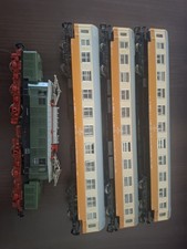 TT Br E 94 mit 3 Personenwagen