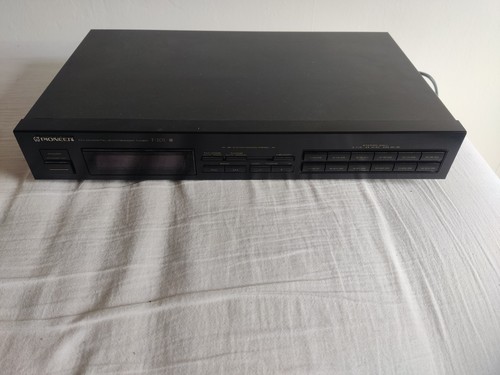 Pioneer 201 radio tuner - pioneer, radio-tuner