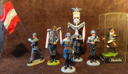 Figuren hartplastik - 6,