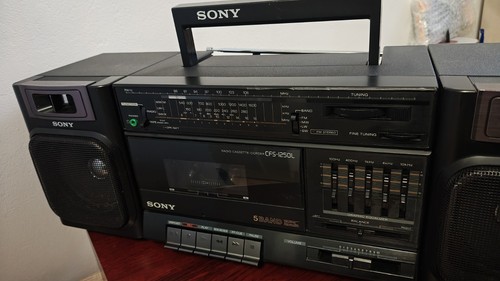 Sony radio ghettoblaster - sony,