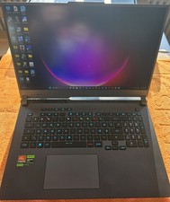 ASUS ROG STRIX  G713P  17,3" -Ryzen 9 / 32GB RAM / RTX 4070 / 4Tb SSD