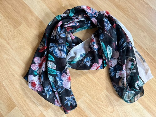 Blumiges dunkles tuch schal - blumiges,,