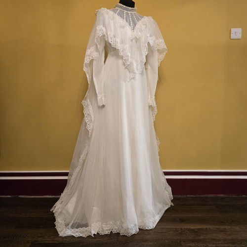 Vintage 1970s ethereal cloaked - vintage,