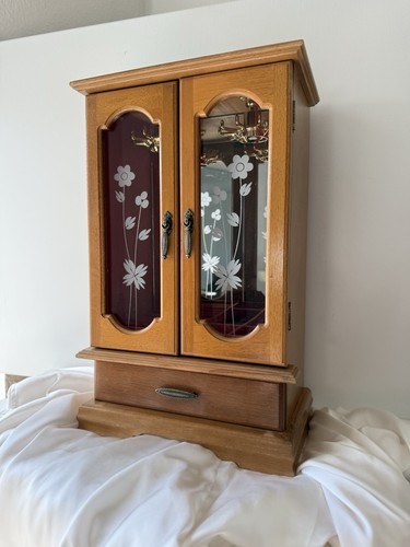 Schmuckschrank aus holz mit - aus,