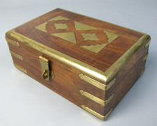Holzschatulle mit