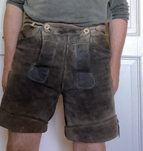 Kurze speckige lederhose - speckige,