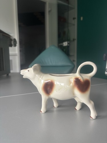 Porzelanfigur kuh milch und - kuh,, milch-