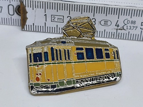 Straßenbahn tram gelb - ,