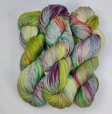 Handgefärbte Sockenwolle