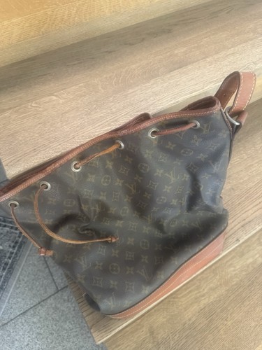 Louis vuitton - louis,