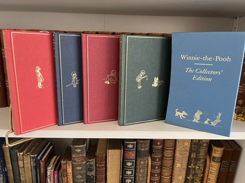 Winnie the pooh collectors - winnie-the-pooh, collectors'