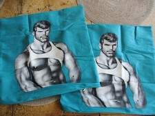 nach TOM OF FINLAND 2 x Kissenbezug Kissenhülle 40x40cm beidseitiges Motiv - Gay