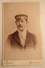 Student in Couleur mit