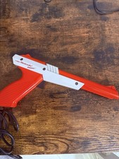 Nintendo NES Zapper Light Gun