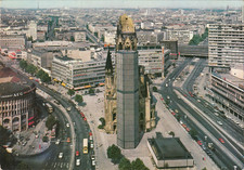 Postkarte / Ansichtskarte Berlin Gedächtniskirche + City, 1980 - gelaufen