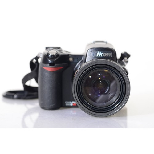 Nikon coolpix e8800 - nikon, vr