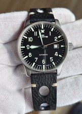 Flieger Herrenarmbanduhr