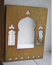 Spiegel, orientalisch, Rahmen aus geprägtem Messingblech