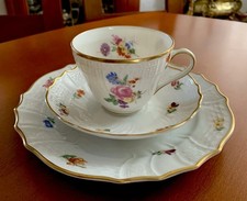 Hutschenreuther Form Dresden 3er Gedeck (Tasse/ UT/ Teller) Moritzburg Goldrand