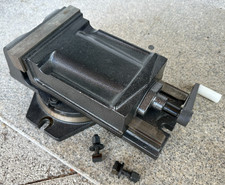 Maschinenschraubstock, 160mm Spannweite, drehbar, 38,5kg