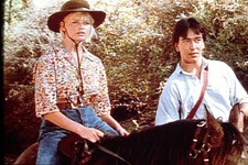 Die fliegenden Ärzte: Ruhe in Frieden - 1 Dia - 5x5cm gerahmt (1707)